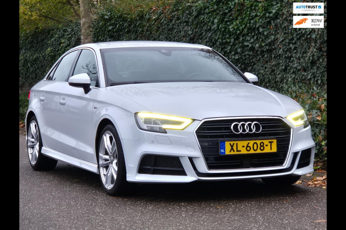 Audi A3 3x 1e eig. S Line Edition Massage Android CarPlay Apple Virtual dash Adaptieve Cruise Line Assist Navi NAP 1.5 TFSI Sport