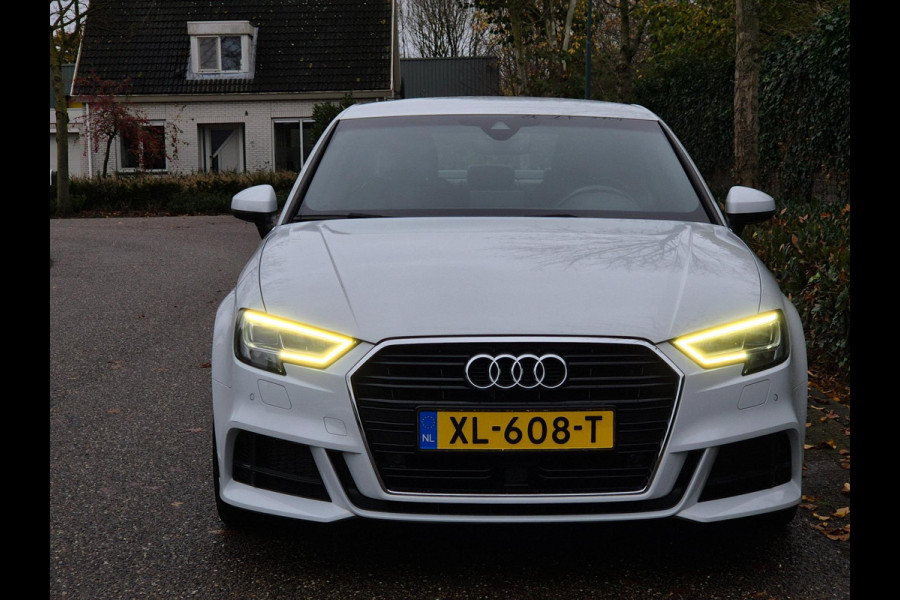 Audi A3 3x 1e eig. S Line Edition Massage Android CarPlay Apple Virtual dash Adaptieve Cruise Line Assist Navi NAP 1.5 TFSI Sport