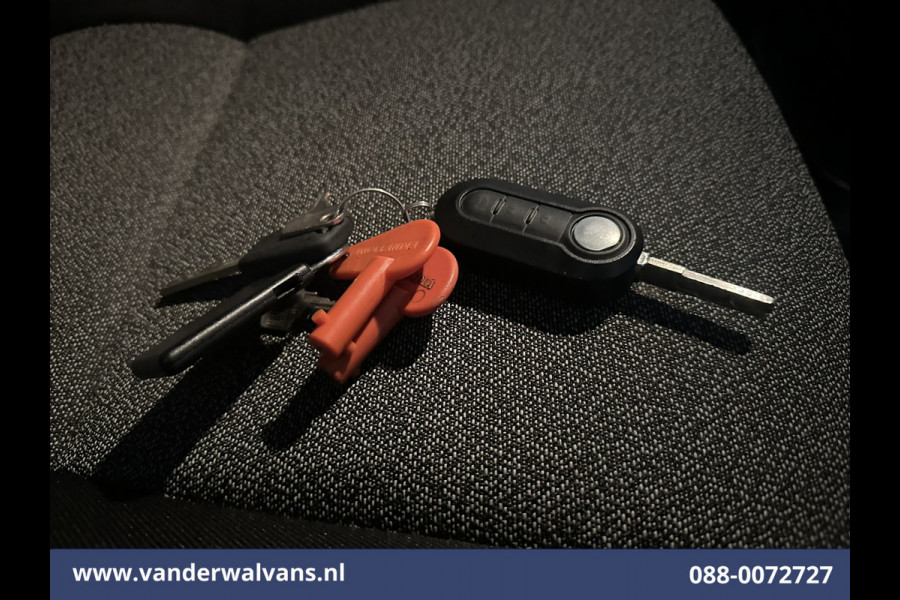 Fiat Ducato 2.3 multijet 150pk Bakwagen 232cm Hoog Laadklep Zijdeur Euro6 Airco | 1090kg Laadvermogen Navigatie, Cruisecontrol