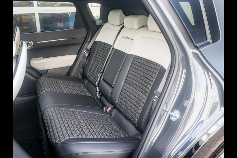 Kia EV4 Hatchback GT-PlusLine 81.4 kWh | leverbaar in 2025 met de lage bijtelling!