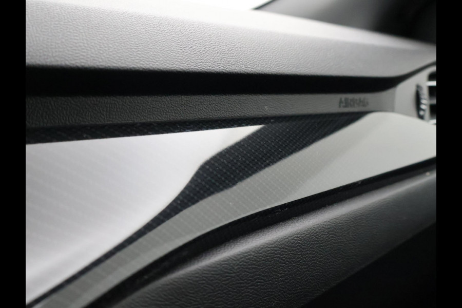 Ford Focus 1.0 ECOBOOST HYBRID 155 PK ST-LINE X + B&O | WINTERPACK | 13" NAVIGATIE | HEAD-UP | 18 INCH | ADAPTIVE CRUISE