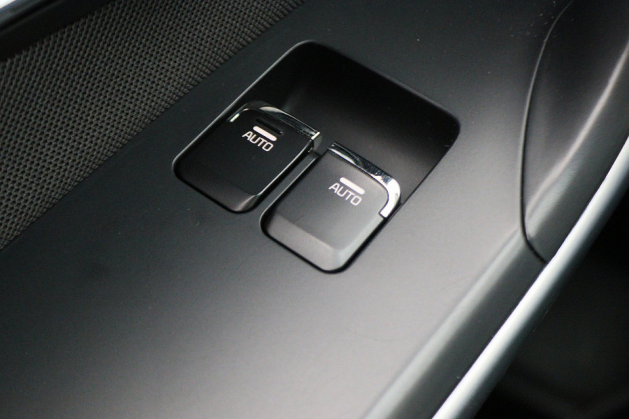 Kia cee'd Sportswagon 1.0 T-GDi Design Edition Camera, Apple Carplay, Climate, Trekhaak, Navigatie