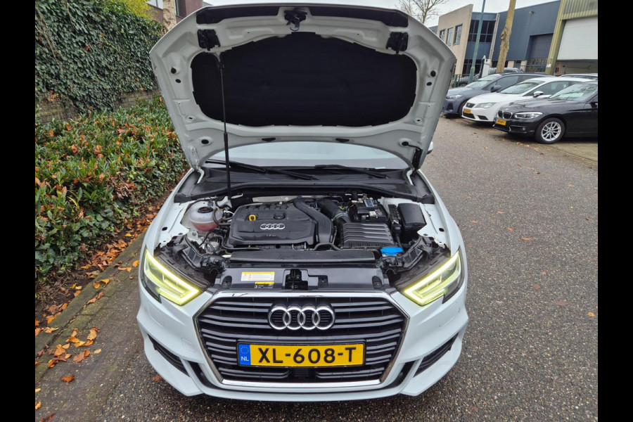 Audi A3 3x 1e eig. S Line Edition Massage Android CarPlay Apple Virtual dash Adaptieve Cruise Line Assist Navi NAP 1.5 TFSI Sport