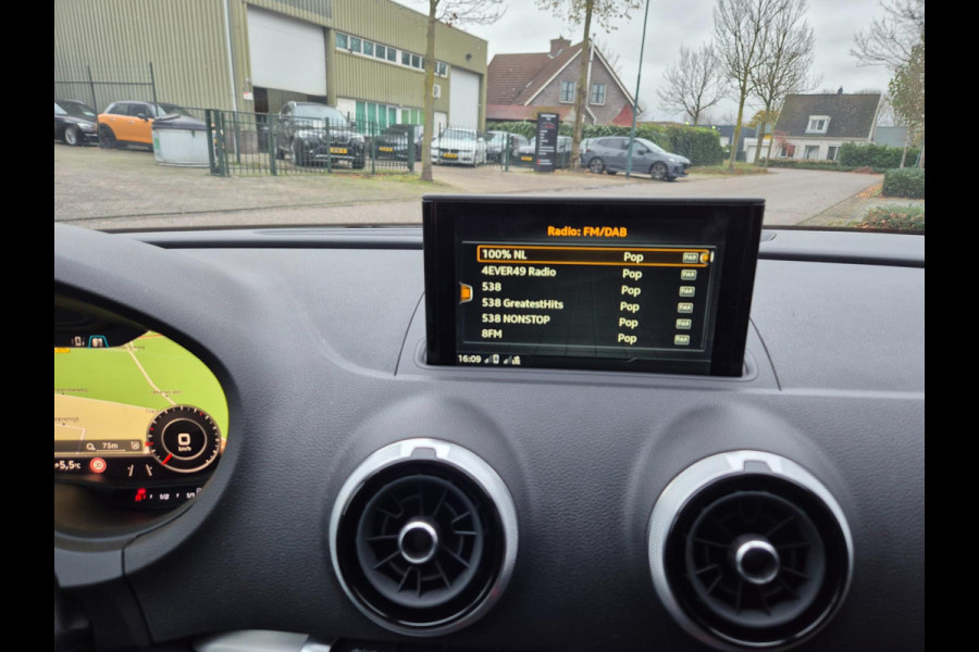 Audi A3 3x 1e eig. S Line Edition Massage Android CarPlay Apple Virtual dash Adaptieve Cruise Line Assist Navi NAP 1.5 TFSI Sport