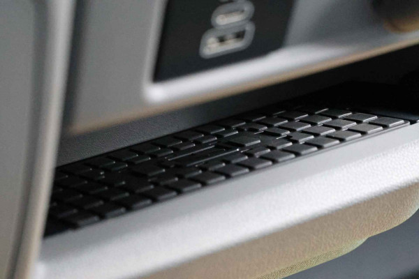 Ford Transit Custom 320 2.0 TDCI 170 PK L2H1 Limited DC | Dubbel Cabine | ACC | Blind Spot | Navigatie | Camera | CarPlay | Lane Assist | Trekhaak | BPM VRIJ | Verlengde fabrieksgarantie tot 04-2030