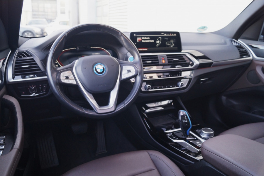 BMW iX3 80kWh 286pk Executive -LEER-PANO-LEER-ECC-