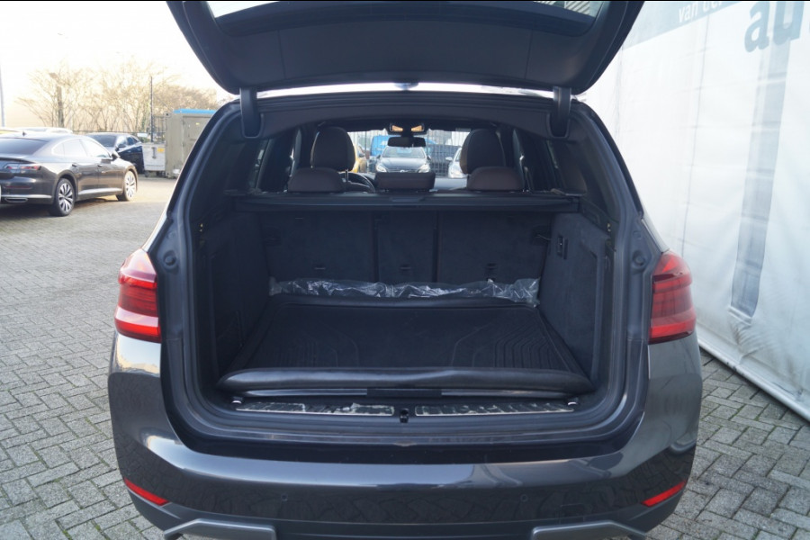 BMW iX3 80kWh 286pk Executive -LEER-PANO-LEER-ECC-