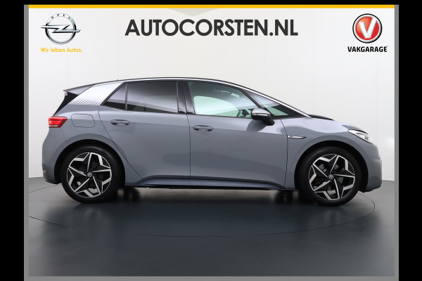Volkswagen ID.3 First Plus 58kWh Apple Carplay Android Auto Adap.Cruise Lmv 19" Navi Camera Pdc Stoel+Stuurverwarming Keyless Advanced Matrix Led + Dynamisch Led Achterlicht en Isofix DAB Privacy Glas Rijstrooksensor SOH 89% Origineel Nederlandse Auto