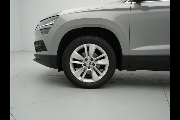 Škoda Karoq 1.0 TSI 115pk Business Edition Plus Navigatie Stoelverwarming Camera Clima Carplay 42