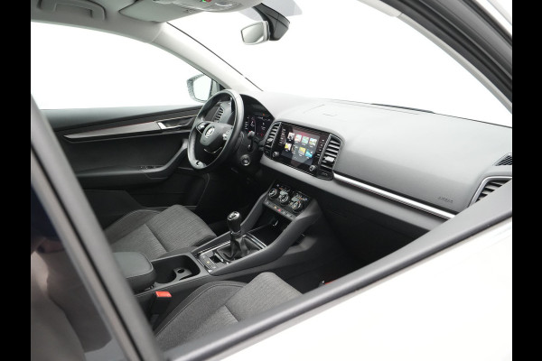 Škoda Karoq 1.0 TSI 115pk Business Edition Plus Navigatie Stoelverwarming Camera Clima Carplay 42