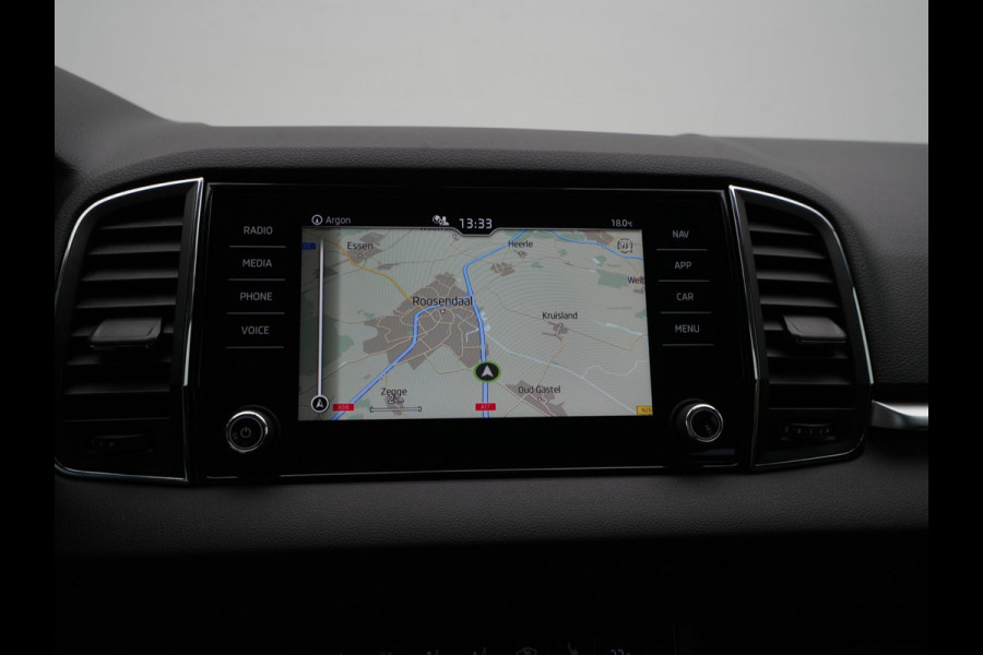 Škoda Karoq 1.0 TSI 115pk Business Edition Plus Navigatie Stoelverwarming Camera Clima Carplay 42