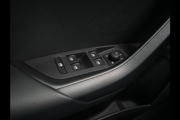 Škoda Karoq 1.0 TSI 115pk Business Edition Plus Navigatie Stoelverwarming Camera Clima Carplay 42