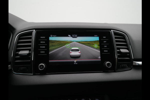 Škoda Karoq 1.0 TSI 115pk Business Edition Plus Navigatie Stoelverwarming Camera Clima Carplay 42