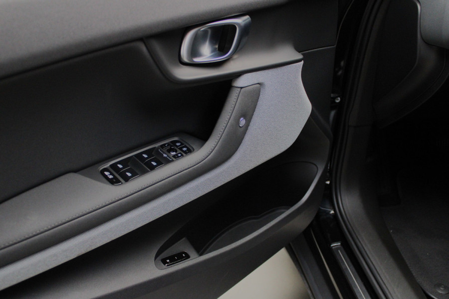 Polestar 2 Long Range Dual Motor 78 kWh Pano 360° Pilot ACC Alcantara Stuurverwarming Stoelverwarming voor & achter LM velgen