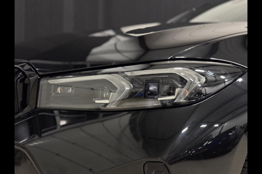 BMW 3 Serie Touring 330e M-SPORT | CARBON | LASERLIGHT | VEEL OPTIES!