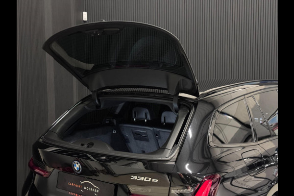 BMW 3 Serie Touring 330e M-SPORT | CARBON | LASERLIGHT | VEEL OPTIES!