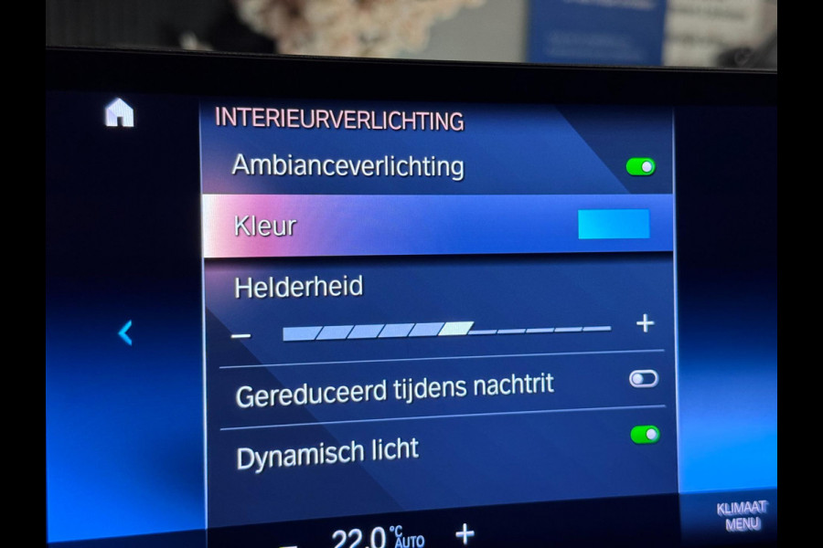 BMW 3 Serie Touring 330e M-SPORT | CARBON | LASERLIGHT | VEEL OPTIES!