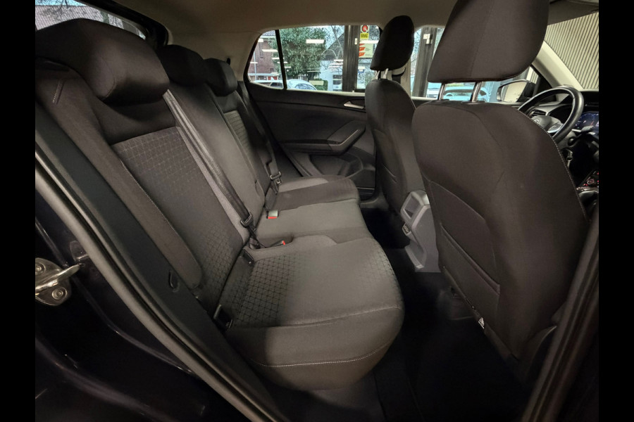 Volkswagen T-Cross 1.0 TSI R-LINE DSG NAVIGATIE APPLE CARPLAY PDC VIRTUAL COCKPIT CRUISE STOELVERWARMING START/STOP USB