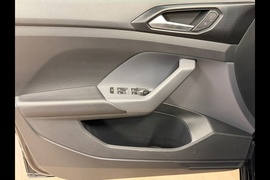 Volkswagen T-Cross 1.0 TSI R-LINE DSG NAVIGATIE APPLE CARPLAY PDC VIRTUAL COCKPIT CRUISE STOELVERWARMING START/STOP USB