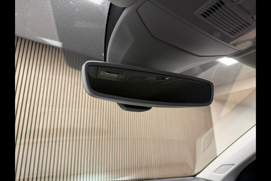 Volkswagen T-Cross 1.0 TSI R-LINE DSG NAVIGATIE APPLE CARPLAY PDC VIRTUAL COCKPIT CRUISE STOELVERWARMING START/STOP USB