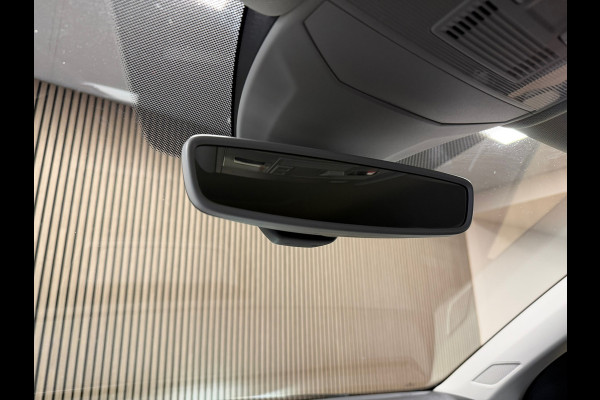 Volkswagen T-Cross 1.0 TSI R-LINE DSG NAVIGATIE APPLE CARPLAY PDC VIRTUAL COCKPIT CRUISE STOELVERWARMING START/STOP USB