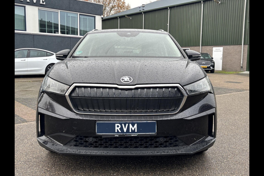 Škoda ENYAQ iV 80 Business Edition WARMTEPOMP| ELEK. TREKHAAK| ADAPTIEVE CRUISE| STOEL + STUURVERWARMING| CAMERA| RIJSTROOKSENSOR|