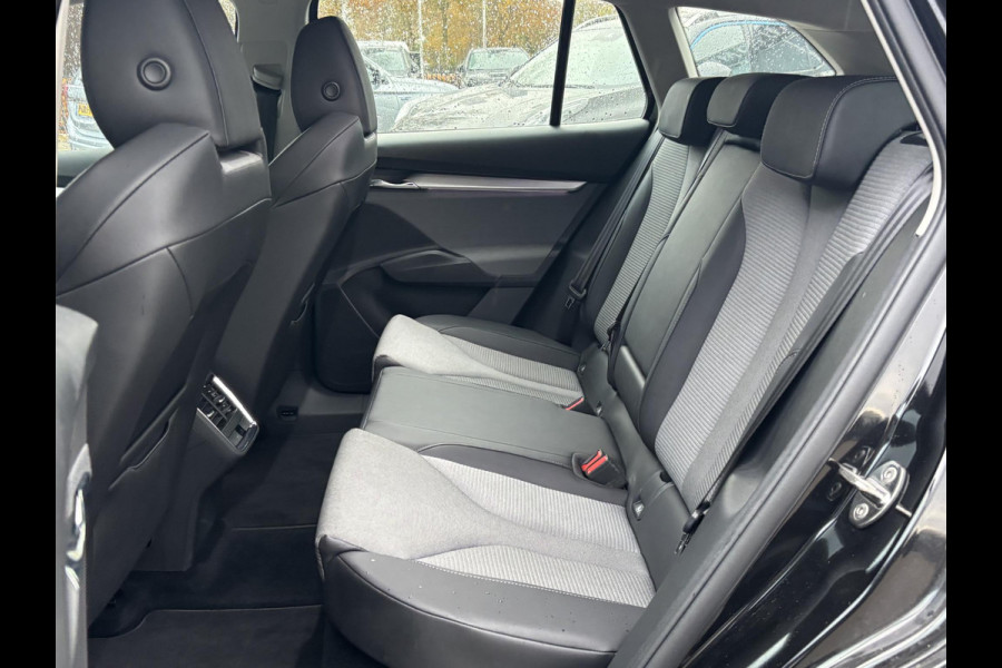 Škoda ENYAQ iV 80 Business Edition WARMTEPOMP| ELEK. TREKHAAK| ADAPTIEVE CRUISE| STOEL + STUURVERWARMING| CAMERA| RIJSTROOKSENSOR|