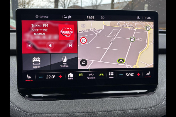 Škoda ENYAQ iV 80 Business Edition WARMTEPOMP| ELEK. TREKHAAK| ADAPTIEVE CRUISE| STOEL + STUURVERWARMING| CAMERA| RIJSTROOKSENSOR|