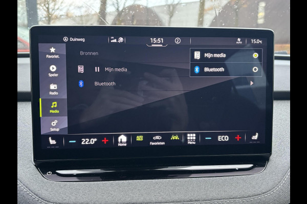 Škoda ENYAQ iV 80 Business Edition WARMTEPOMP| ELEK. TREKHAAK| ADAPTIEVE CRUISE| STOEL + STUURVERWARMING| CAMERA| RIJSTROOKSENSOR|