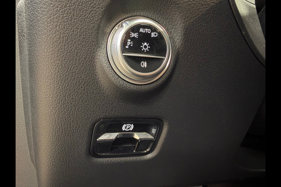 Mercedes-Benz C-Klasse Estate C300e AMG Line Plug-in hybride PANORAMADAK AIRCO CAMERA CRUISE SFEERVERLICHTING LEDER KEYLESS START