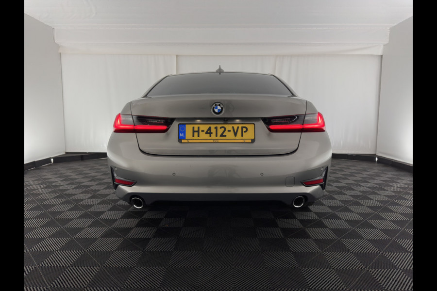BMW 3-serie 320d Sport-Line High Executive Edition (INCL-BTW) *LUXURY-LEATHER | FULL-LED | DIGI-COCKPIT | HEATED-SPORTSEATS | HIFI-SOUND | NAVI-FULLMAP | KEYLESS | CAMERA | PRIVACY-GLASS | SHIFT-PADDLES | DAB+ | AMBIENT-LIGHT | ECC | CARPLAY