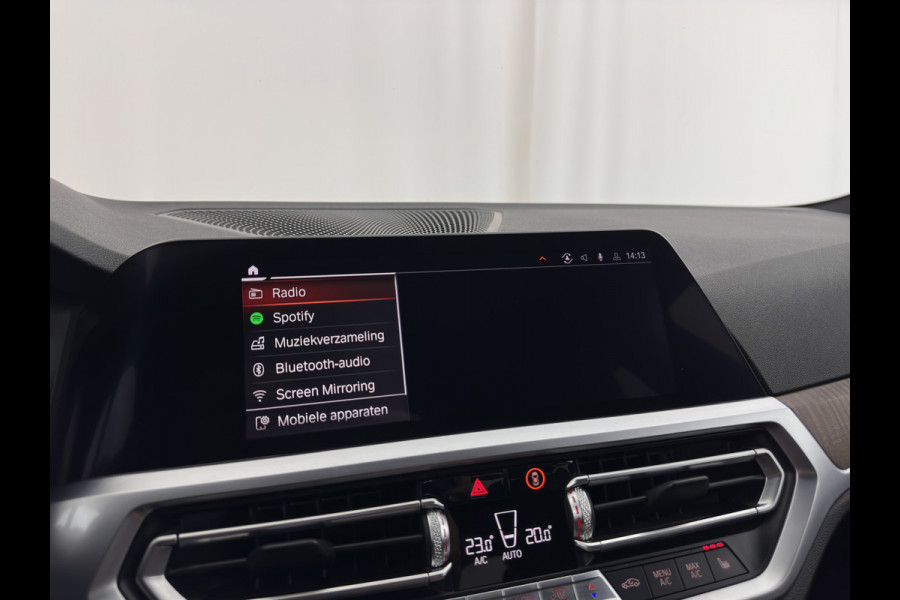 BMW 3-serie 320d Sport-Line High Executive Edition (INCL-BTW) *LUXURY-LEATHER | FULL-LED | DIGI-COCKPIT | HEATED-SPORTSEATS | HIFI-SOUND | NAVI-FULLMAP | KEYLESS | CAMERA | PRIVACY-GLASS | SHIFT-PADDLES | DAB+ | AMBIENT-LIGHT | ECC | CARPLAY