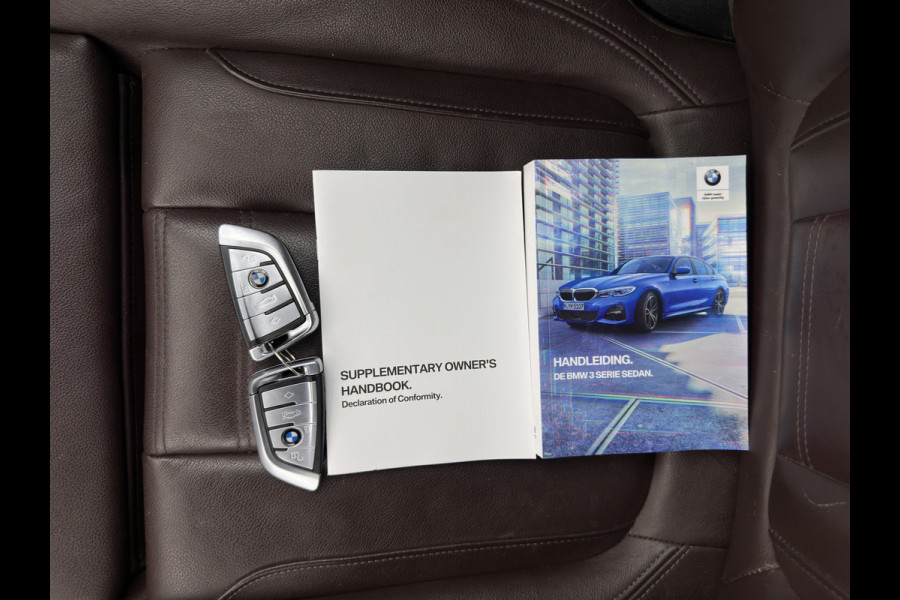 BMW 3-serie 320d Sport-Line High Executive Edition (INCL-BTW) *LUXURY-LEATHER | FULL-LED | DIGI-COCKPIT | HEATED-SPORTSEATS | HIFI-SOUND | NAVI-FULLMAP | KEYLESS | CAMERA | PRIVACY-GLASS | SHIFT-PADDLES | DAB+ | AMBIENT-LIGHT | ECC | CARPLAY