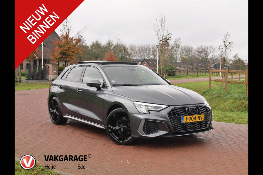 Audi A3 Sportback 35 TFSI S edition | 2X S-Line | Schuifdak | 19 Inch | Black Optic | NL-Auto |