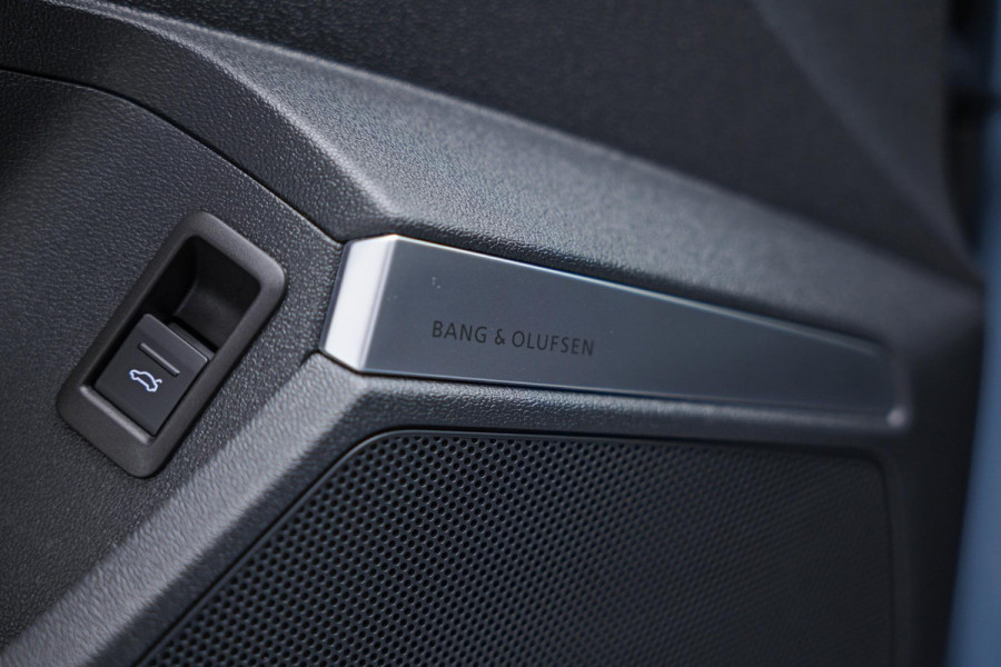 Audi RS3 Sportback 2.5 TFSI quattro |Pano|Ceramic|Massage|Memory|B&O|