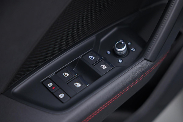 Audi RS3 Sportback 2.5 TFSI quattro |Pano|Ceramic|Massage|Memory|B&O|