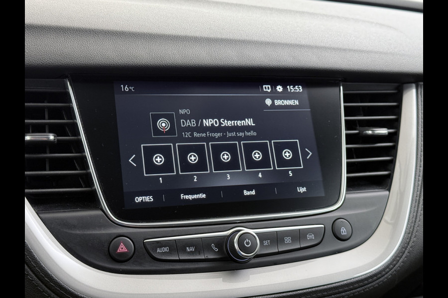 Opel Grandland X T131PK Trekhaak Navi Ecc Pdc Apple Carplay Android Auto Cruise Control Edition Lmv Licht-Regensensor Verkeersbordlezer PrivacyGlas IntelliLink Bluetooth Origineel Nederlandse Auto 1.400KG Trekgewicht! € 35.000 nieuw! Bij ons volledig Onderhouden
