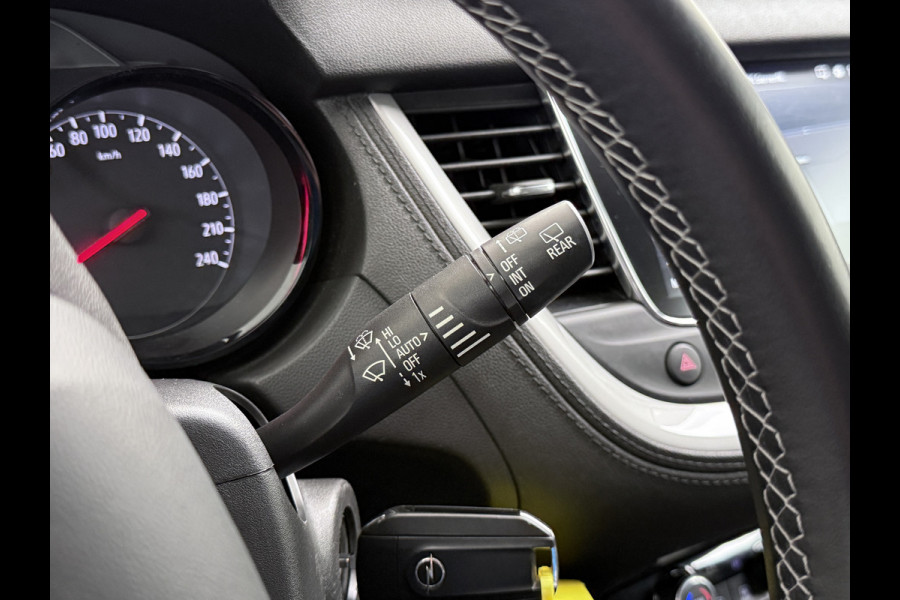 Opel Grandland X T131PK Trekhaak Navi Ecc Pdc Apple Carplay Android Auto Cruise Control Edition Lmv Licht-Regensensor Verkeersbordlezer PrivacyGlas IntelliLink Bluetooth Origineel Nederlandse Auto 1.400KG Trekgewicht! € 35.000 nieuw! Bij ons volledig Onderhouden