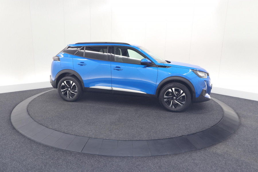 Peugeot 2008 PureTech 130 Allure | Trekhaak | Camera | Stoelverwarming | Adaptieve Cruise Control