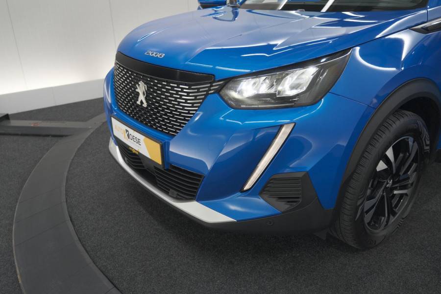 Peugeot 2008 PureTech 130 Allure | Trekhaak | Camera | Stoelverwarming | Adaptieve Cruise Control