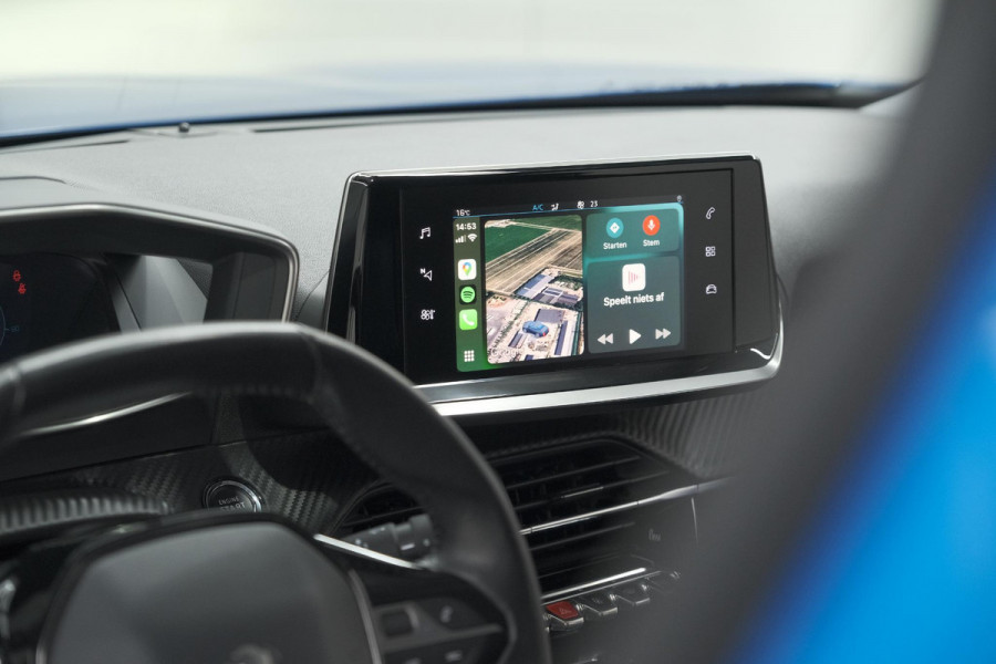 Peugeot 2008 PureTech 130 Allure | Trekhaak | Camera | Stoelverwarming | Adaptieve Cruise Control