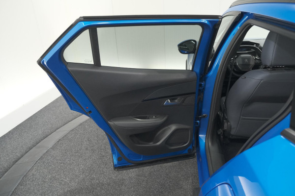 Peugeot 2008 PureTech 130 Allure | Trekhaak | Camera | Stoelverwarming | Adaptieve Cruise Control