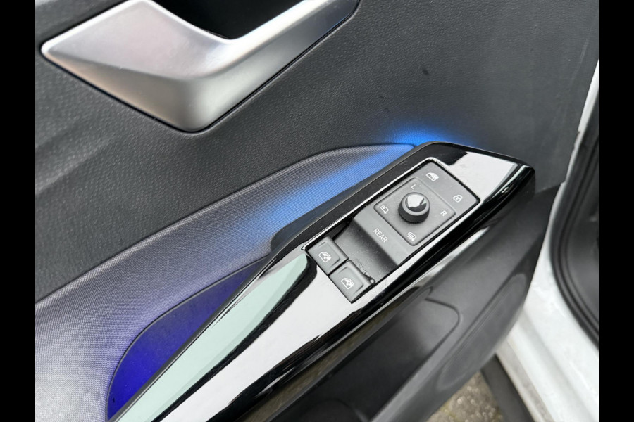Volkswagen ID.3 PRO PERFORMANCE 58 kWh 204 PK | Warmtepomp | Stoel- & Stuurverwarming | Trekhaak | Adaptieve Cruise Control | Lane Assist