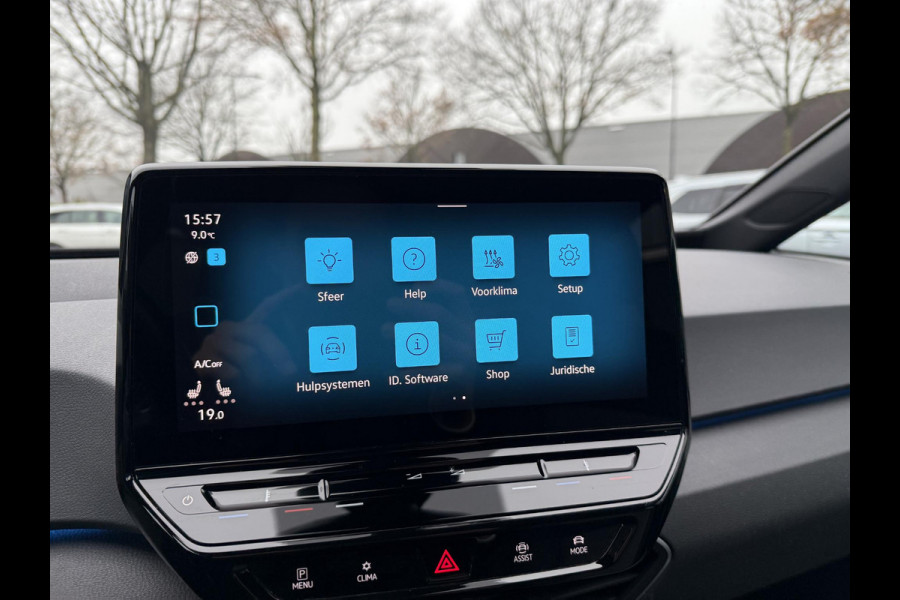 Volkswagen ID.3 PRO PERFORMANCE 58 kWh 204 PK | Warmtepomp | Stoel- & Stuurverwarming | Trekhaak | Adaptieve Cruise Control | Lane Assist