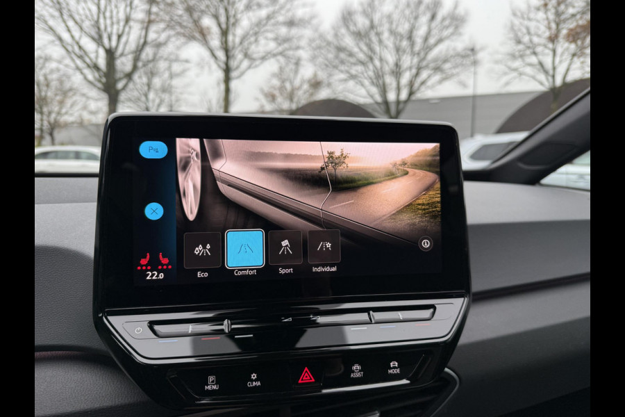 Volkswagen ID.3 PRO PERFORMANCE 58 kWh 204 PK | Warmtepomp | Stoel- & Stuurverwarming | Trekhaak | Adaptieve Cruise Control | Lane Assist