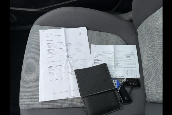 Volkswagen ID.3 PRO PERFORMANCE 58 kWh 204 PK | Warmtepomp | Stoel- & Stuurverwarming | Trekhaak | Adaptieve Cruise Control | Lane Assist