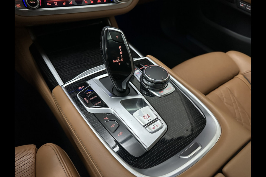 BMW 7 Serie 730d xDrive | Schuifdak | Massage | 360 Camera | Soft-Close | ACC | Laser-LED | Indiv. Leder | Luchtvering | Achterasbesturing | Comfortstoelen | Stoelventilatie | Head-Up | 4-Zone Clima | Keyless-Entry | Driving Assist Pro. | Sfeerverlichting |