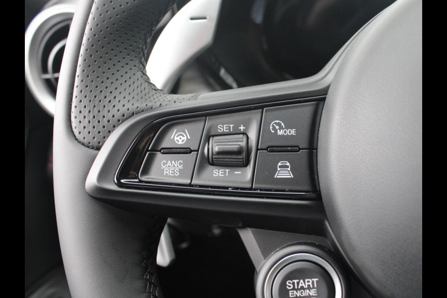 Alfa Romeo Tonale 1.5T 160pk Hybrid Veloce | 20" LM velgen | Pack Winter | Technology Pack