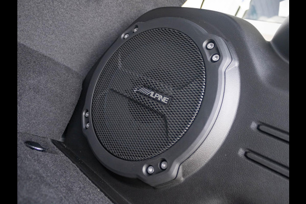 Jeep Wrangler Unlimited 4xe 380 Sahara | 22" Brute velgen | Uit voorraad leverbaar | MY25 | Sky One-Touch Power Soft Top | Geel kenteken !