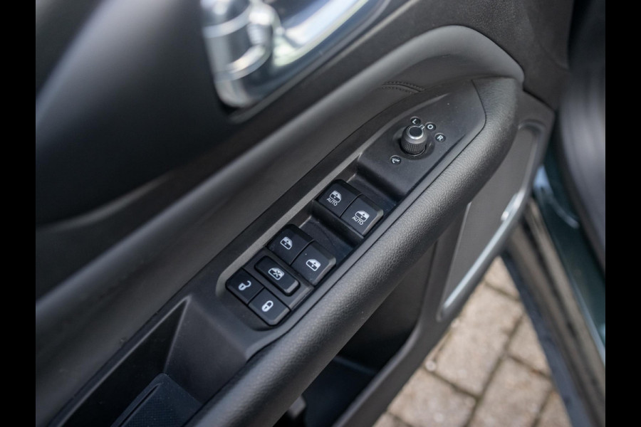 Jeep Compass 4xe 240 Plug-in Hybrid Electric North Star | Safety Pack | Premium Pack | Schuif/Kanteldak | Premium Audio | Winter Pack